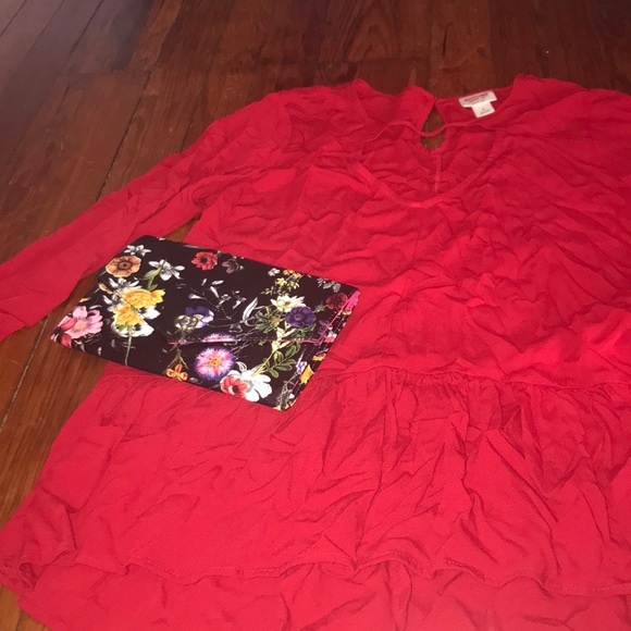 Mossimo Red Canyon Bell Sleeve Top - Picture 4 of 5